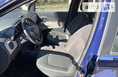 Мінівен Dacia Lodgy 2013 в 