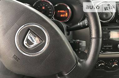 Мінівен Dacia Lodgy 2013 в 