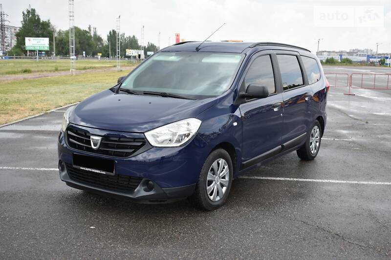 Універсал Dacia Lodgy 2013 в 
