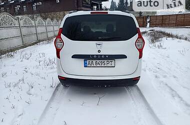 Мінівен Dacia Lodgy 2015 в Рівному