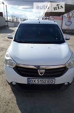 Минивэн Dacia Lodgy 2012 в Хотине