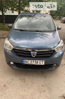 Универсал Dacia Lodgy 2013 в Львове