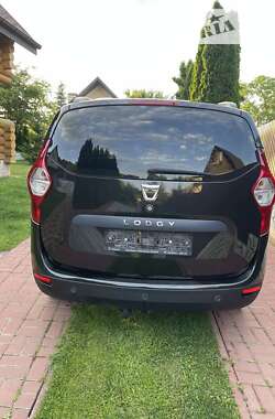 Мінівен Dacia Lodgy 2014 в 