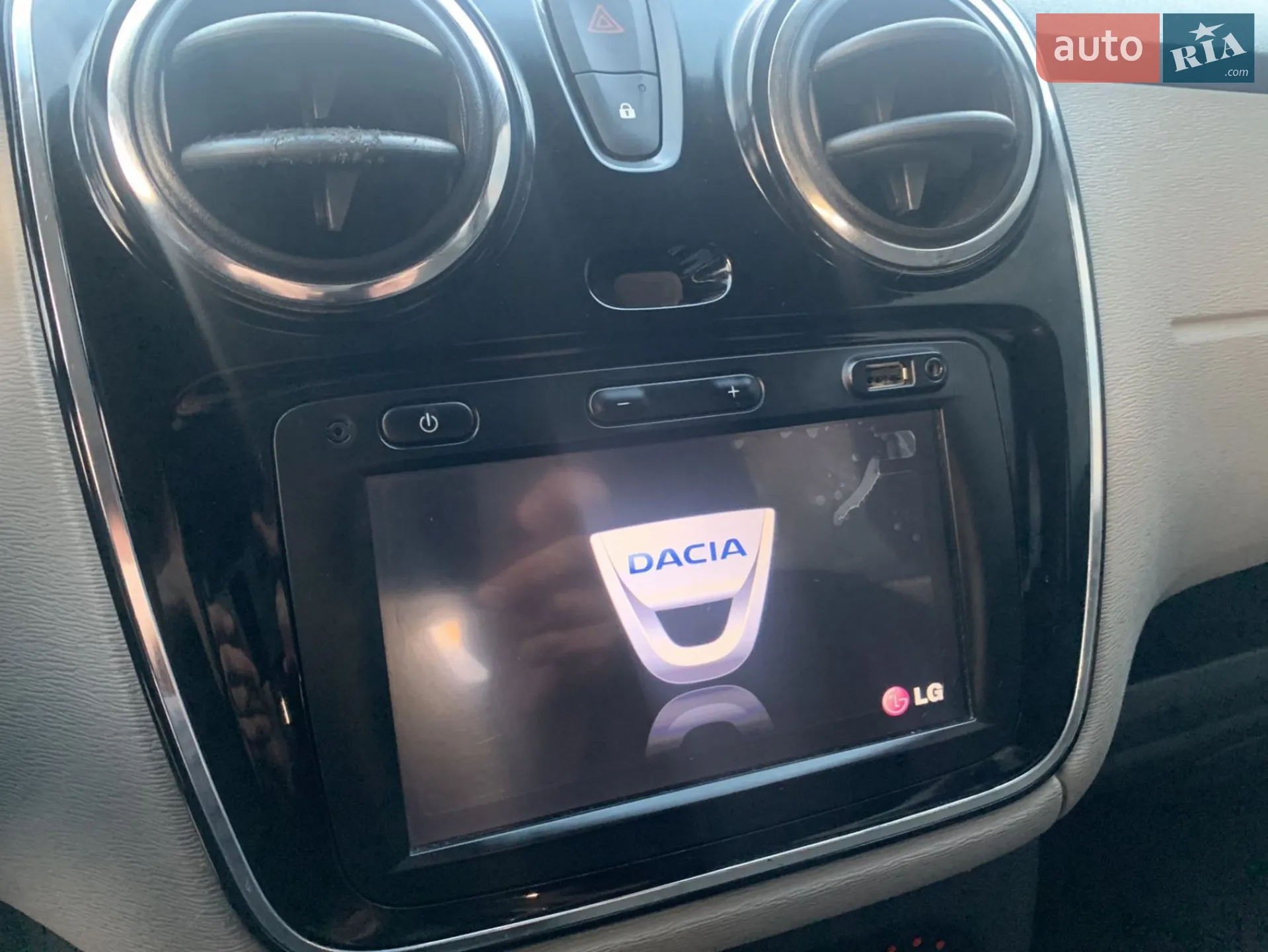 2012 Dacia Lodgy - мініатюра 18