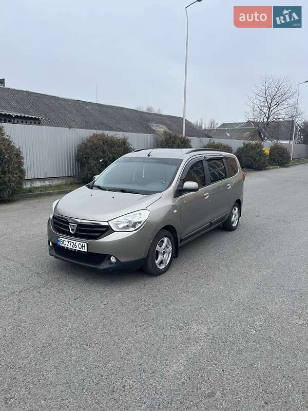 Dacia Lodgy 2013