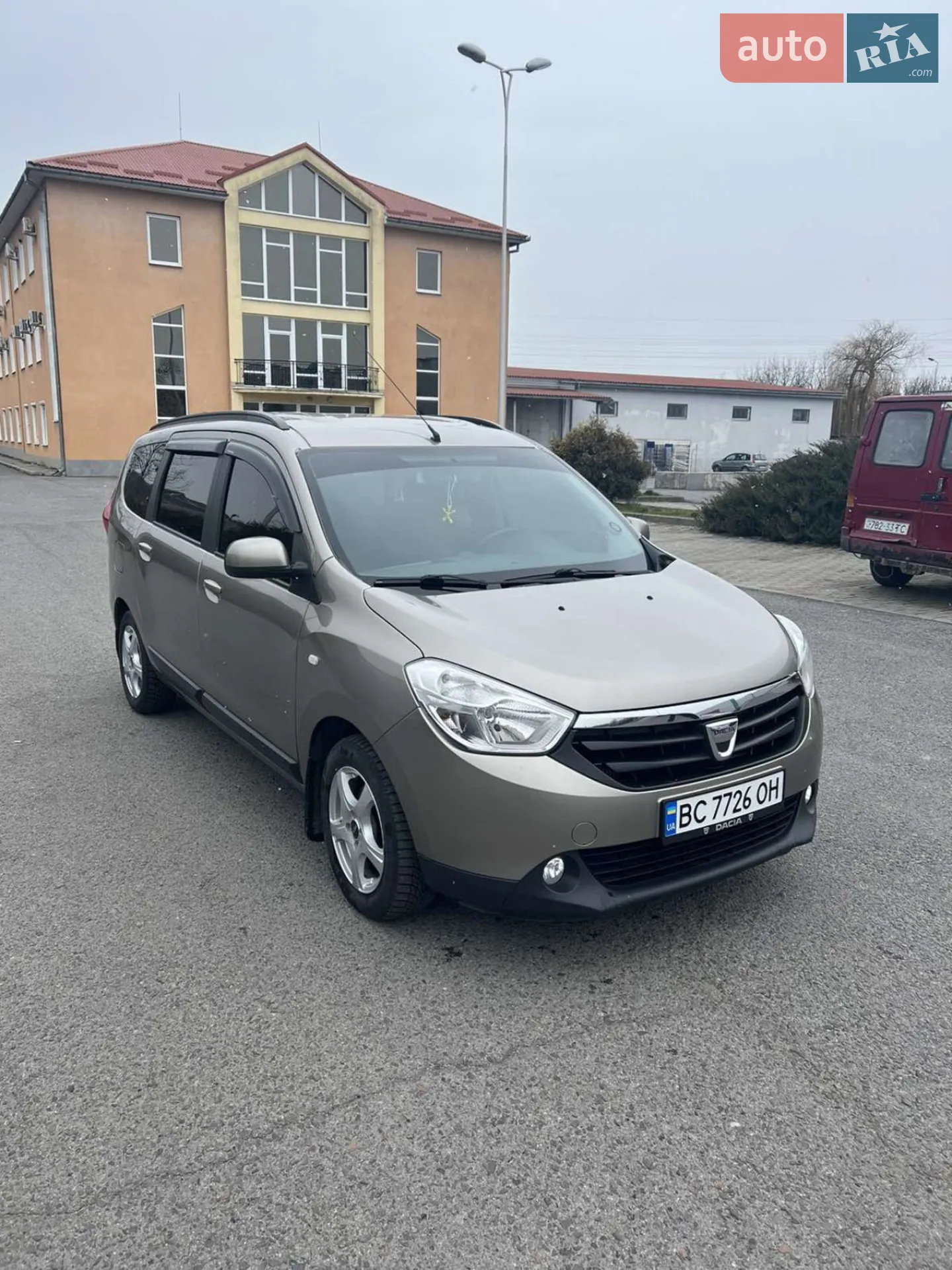 Dacia Lodgy 2013 VIN UU1JSDB0548987556 фото оголошення 3 з 12