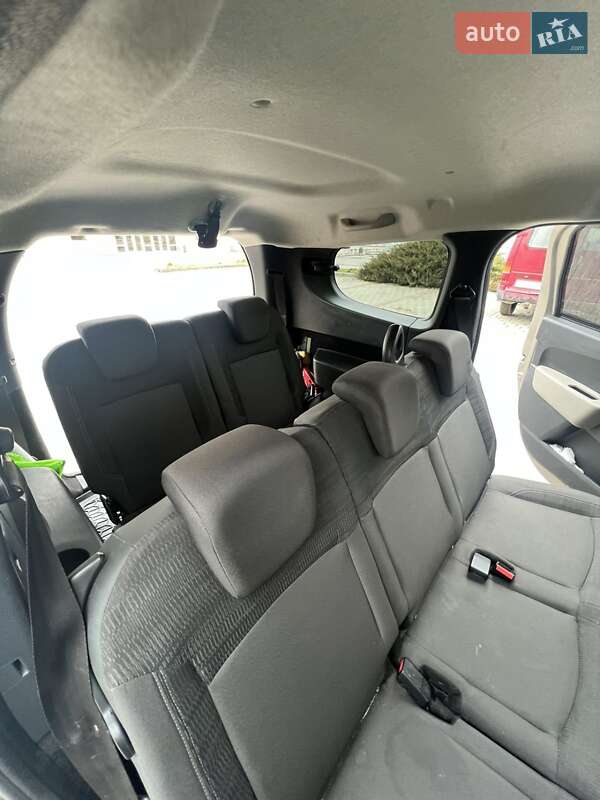 Мінівен Dacia Lodgy 2013 в Ужгороді