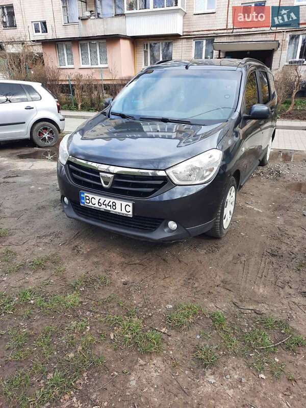 Dacia Lodgy 2013