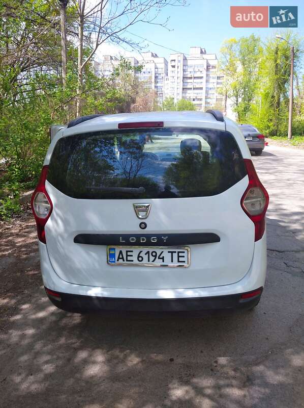Минивэн Dacia Lodgy 2016 в Днепре