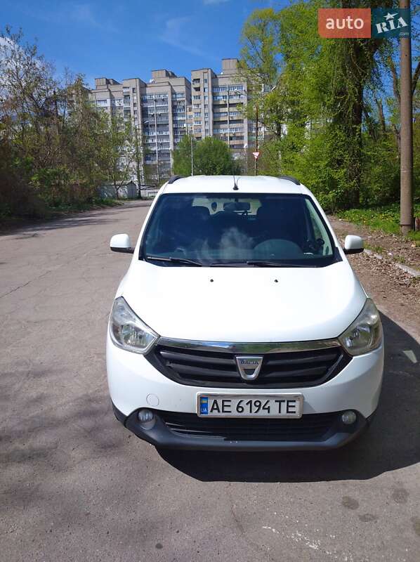 Минивэн Dacia Lodgy 2016 в Днепре