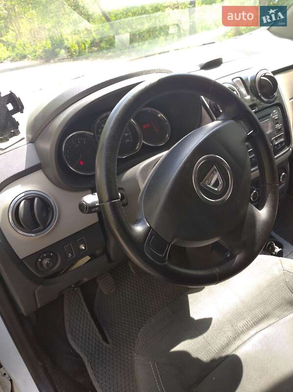 Минивэн Dacia Lodgy 2016 в Днепре