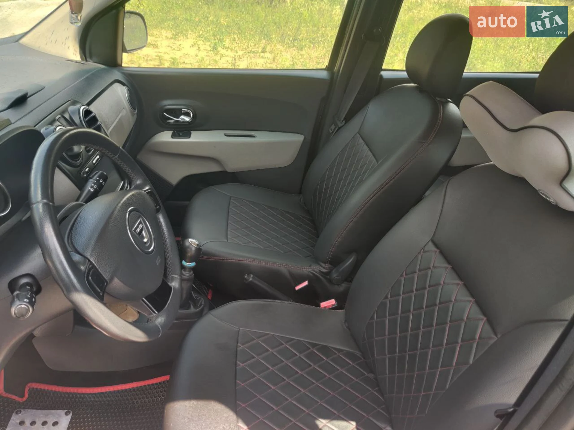 2014 Dacia Lodgy - мініатюра 12