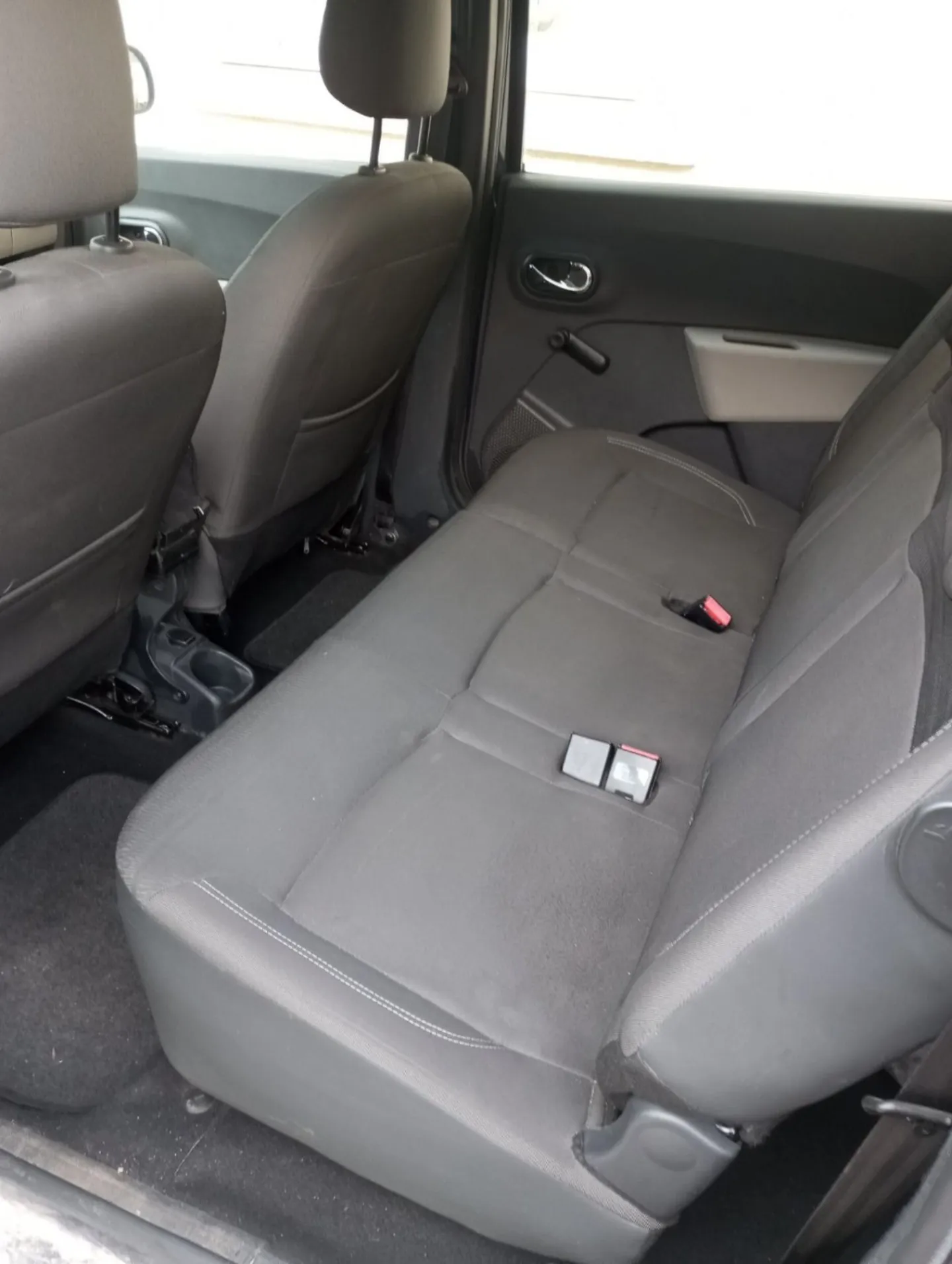 2013 Dacia Lodgy - мініатюра 21