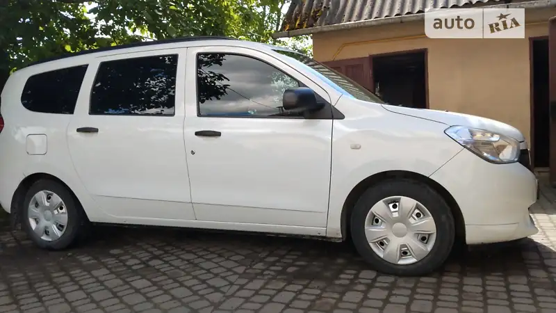 Dacia Lodgy