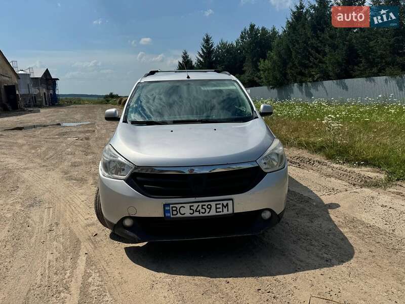 Минивэн Dacia Lodgy 2013 в Самборе
