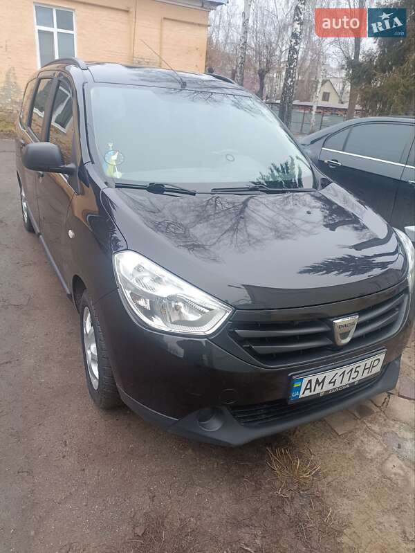Мінівен Dacia Lodgy 2013 в Бердичеві