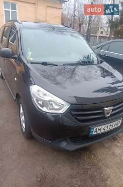 Минивэн Dacia Lodgy 2013 в 