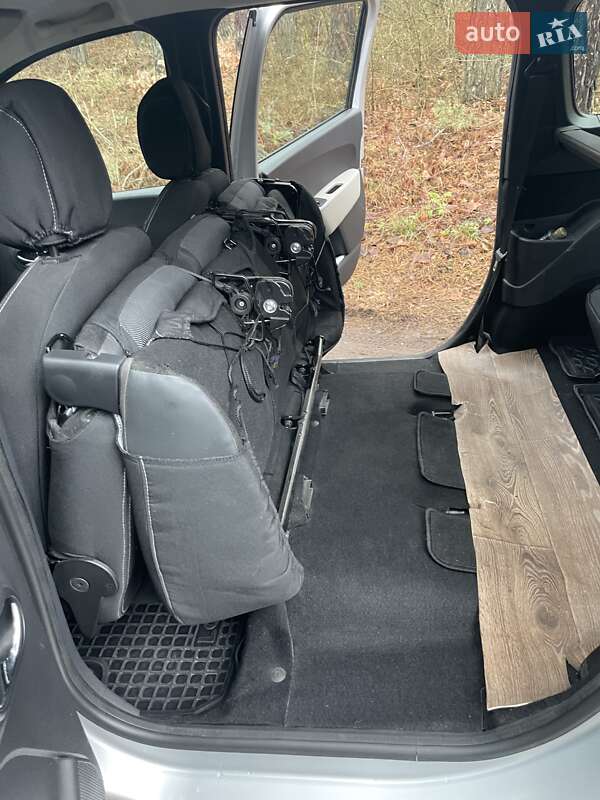 Минивэн Dacia Lodgy 2014 в Коростышеве фото 16 Минивэн Dacia Lodgy 2014 в Коростышеве