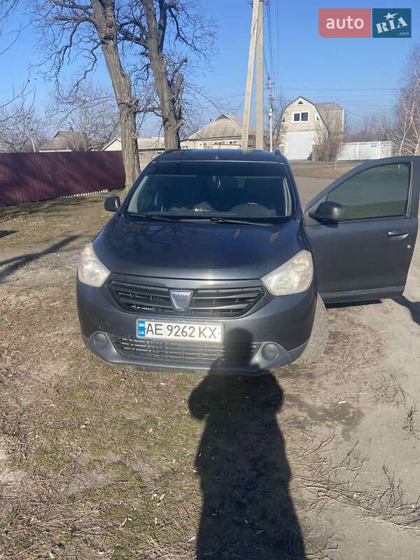 Минивэн Dacia Lodgy 2012 в Днепре