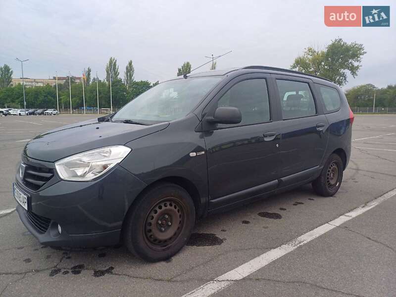 Минивэн Dacia Lodgy 2016 в Днепре