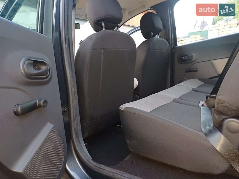 Минивэн Dacia Lodgy 2016 в Днепре