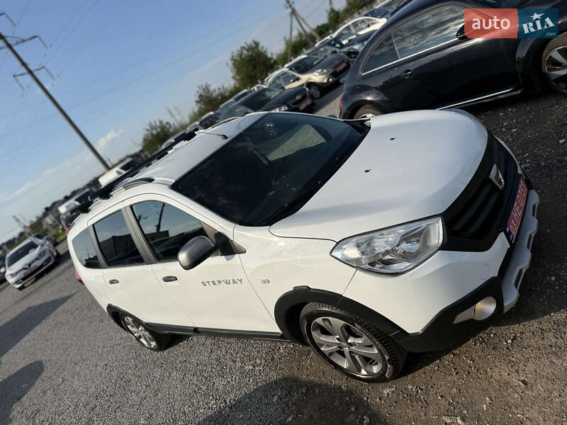 Минивэн Dacia Lodgy 2015 в 