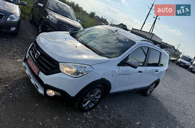 Минивэн Dacia Lodgy 2015 в 
