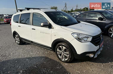 Минивэн Dacia Lodgy 2015 в 