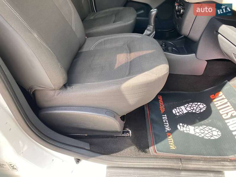 Мінівен Dacia Lodgy 2012 в Вінниці