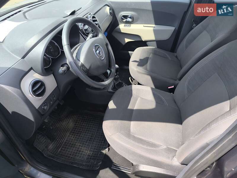 Минивэн Dacia Lodgy 2012 в Луцке