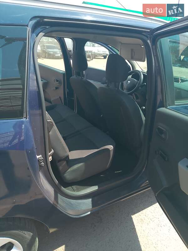 Минивэн Dacia Lodgy 2012 в Чернигове