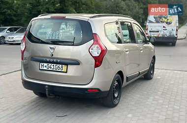 Минивэн Dacia Lodgy 2013 в 
