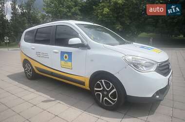Минивэн Dacia Lodgy 2012 в Светловодске