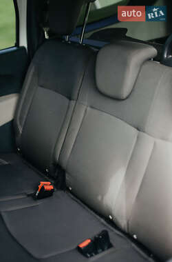 Мінівен Dacia Lodgy 2012 в 