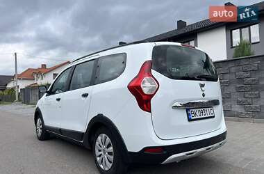 Минивэн Dacia Lodgy 2016 в 