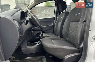 Минивэн Dacia Lodgy 2016 в 