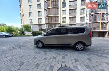Минивэн Dacia Lodgy 2014 в 