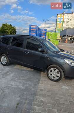 Минивэн Dacia Lodgy 2012 в 