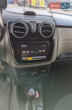 Минивэн Dacia Lodgy 2012 в 