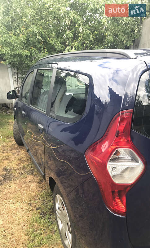 Мінівен Dacia Lodgy 2012 в Демидівці