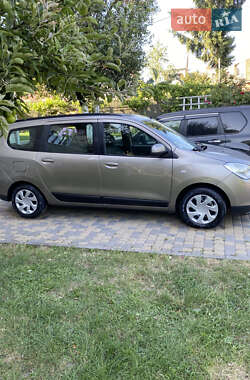 Минивэн Dacia Lodgy 2013 в 