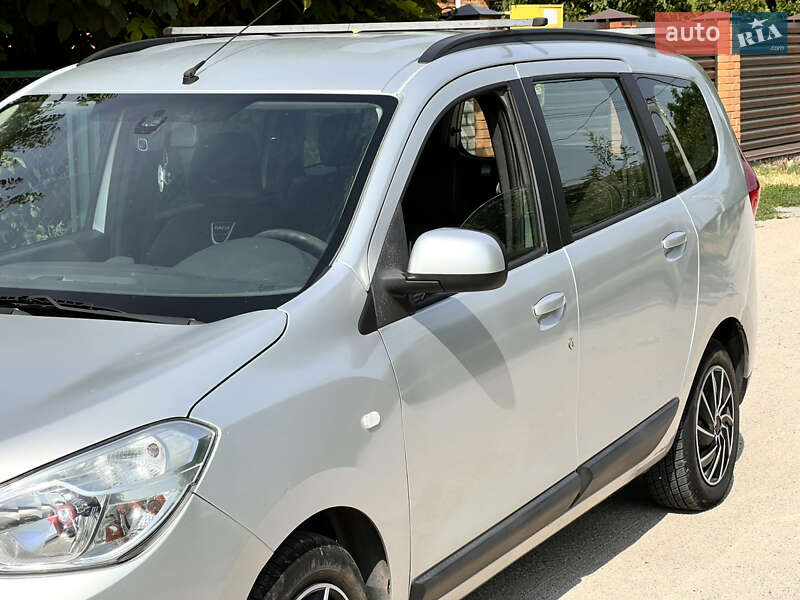 Мінівен Dacia Lodgy 2012 в Кропивницькому