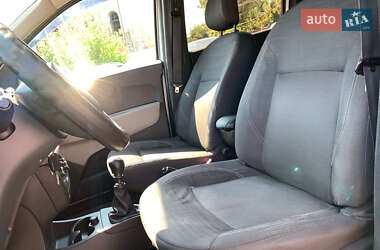 Минивэн Dacia Lodgy 2012 в 