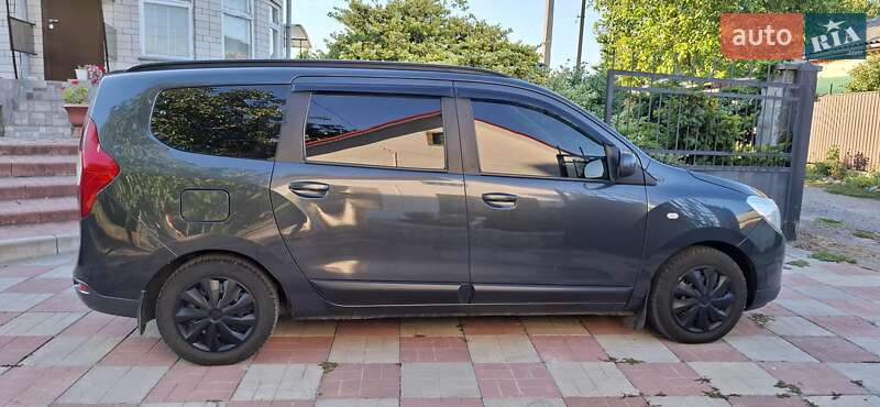 Dacia Lodgy 2012