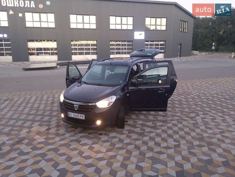 Dacia Lodgy 2013