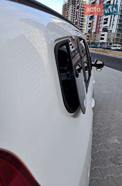 Мінівен Dacia Lodgy 2013 в 