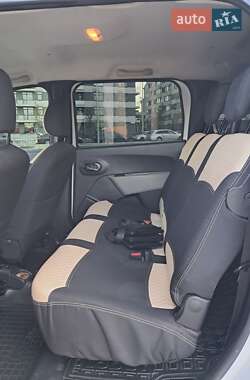 Мінівен Dacia Lodgy 2013 в 