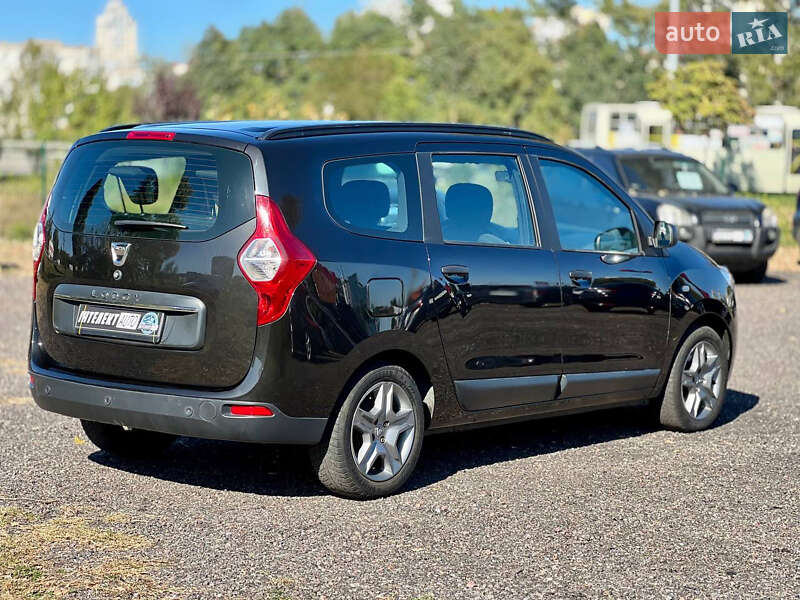 Минивэн Dacia Lodgy 2021 в Киеве