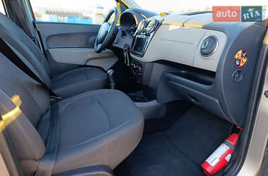 Минивэн Dacia Lodgy 2012 в 