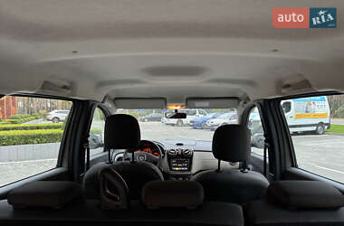 Минивэн Dacia Lodgy 2012 в 